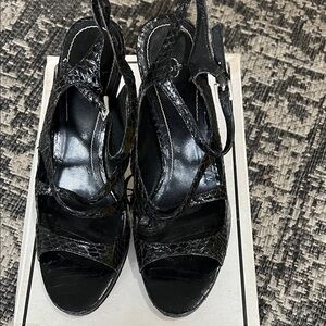 Chic Black Strappy Heels